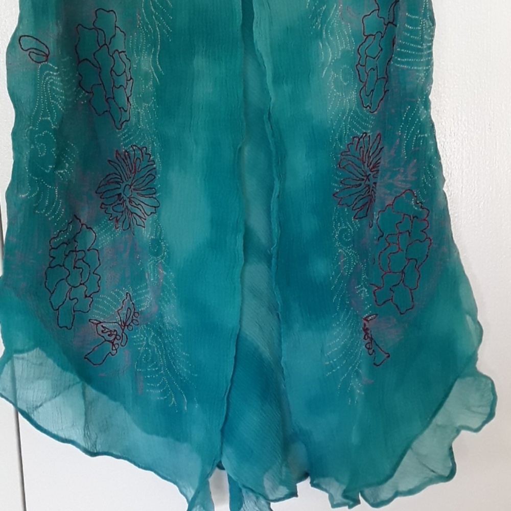 Top - Picture 3 of 5